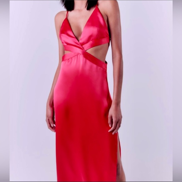 ZARA 💖 SATIN DRESS WITH CUT-OUT DETAIL PINK - Picture 2 of 6
